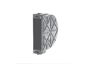 Mauerkasten Kunststoff, Gurtaufnahme 3 m, für Lochabstand 135 mm, für Einlass-Gurtwickler